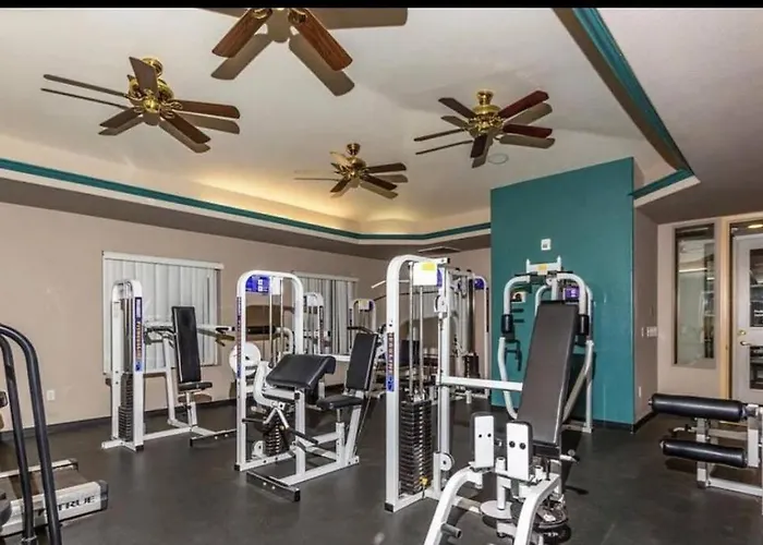 Apartment 2br 15 Mins To Downtown With Pool & Phoenix